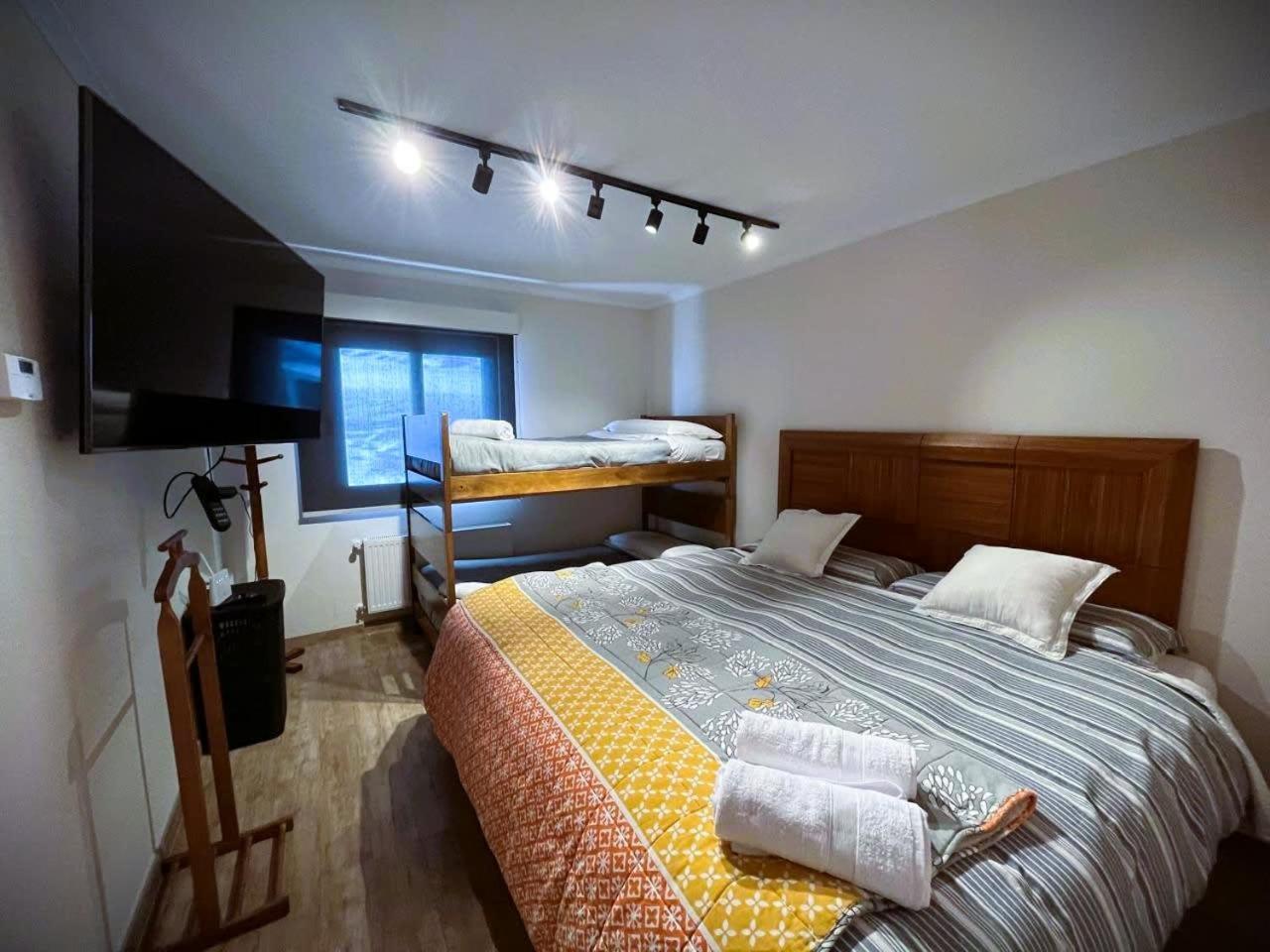 Hom I Skiout En Vallenevado 4pax Licancabur 206a Santiago